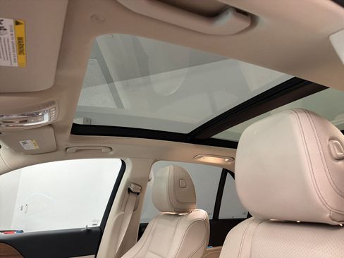 Certified 2023 Mercedes-Benz GLE 350 4MATIC image 26