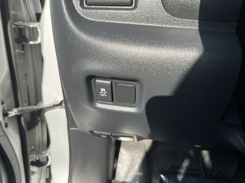 Used 2014 Nissan Versa S Plus image 24