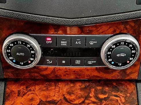 Used 2010 Mercedes-Benz C 300 4MATIC Sedan image 15