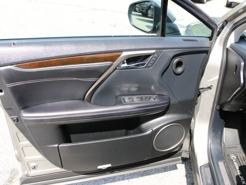 Used 2019 Lexus RX 350 AWD w/ Navigation Package image 17