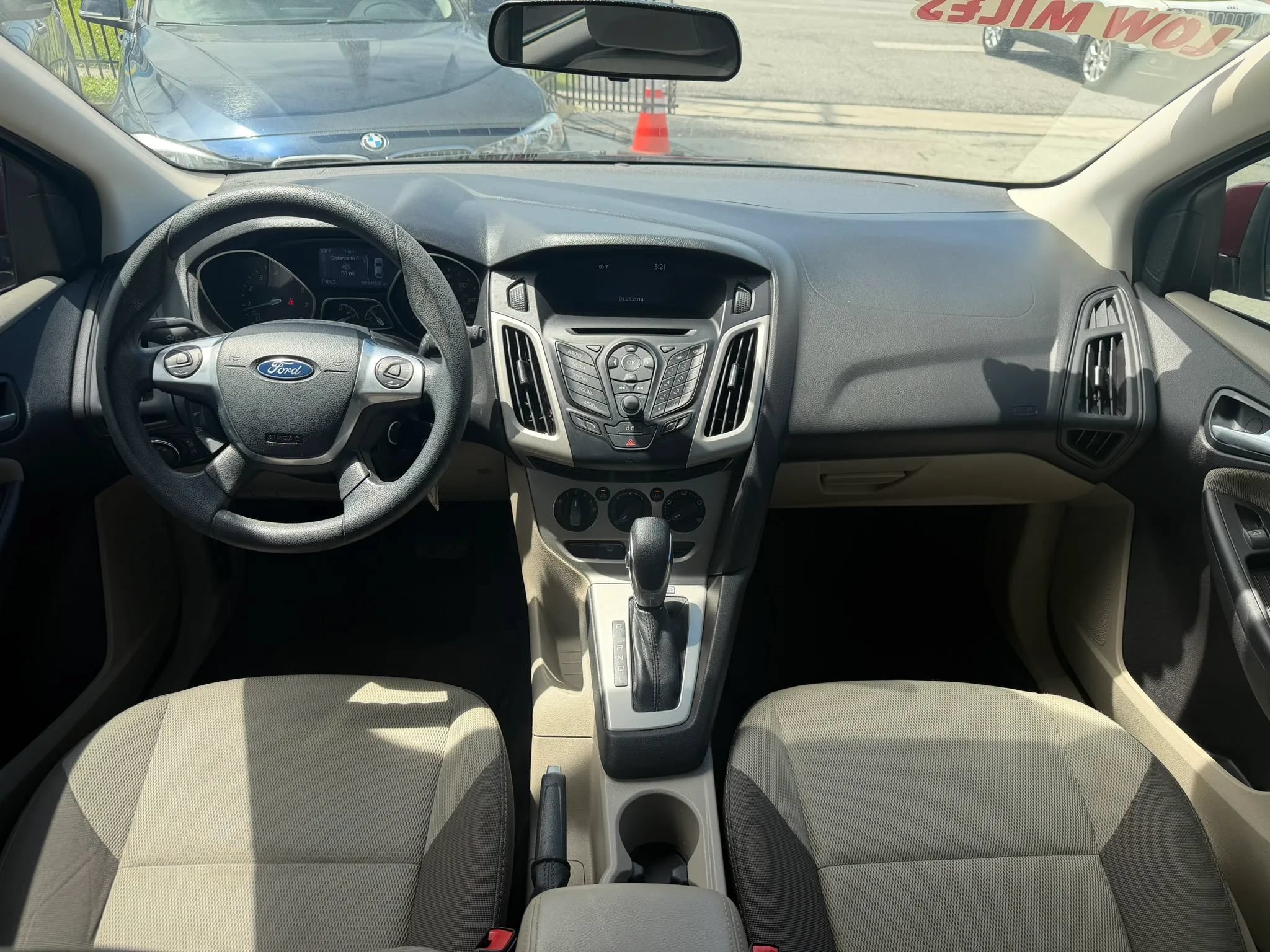 Used 2014 Ford Focus SE FWD image 7