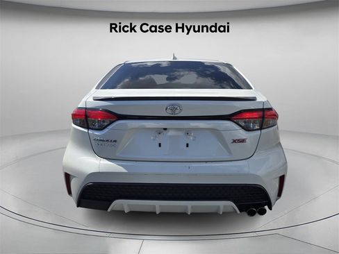 Used 2020 Toyota Corolla XSE image 6