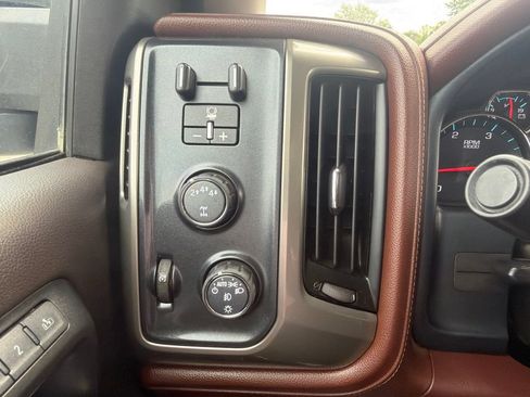 Certified 2018 Chevrolet Silverado 2500 High Country w/ Duramax Plus Package AWD/4WD image 12