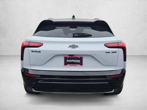 New 2026 Chevrolet Blazer EV RS image 8