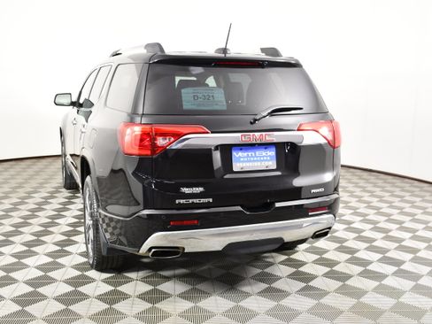 Used 2017 GMC Acadia Denali w/ Technology Package AWD/4WD image 7