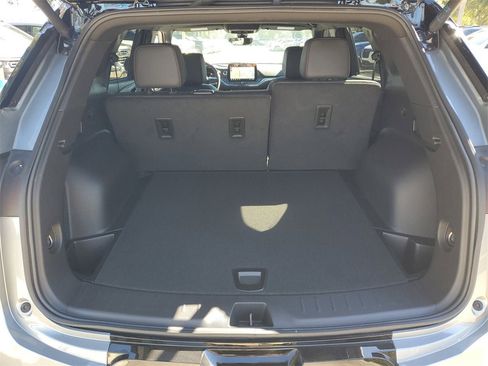 Used 2025 Chevrolet Blazer RS w/ Driver Confidence II Package image 8