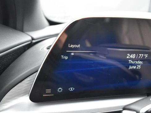 New 2026 Cadillac Lyriq Signature Sport w/ Nappa Leather Package AWD/4WD image 17