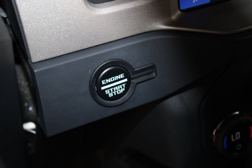 Used 2025 Ford Bronco Outer Banks AWD/4WD image 37