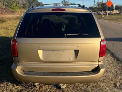 Used 2005 Dodge Grand Caravan SXT w/ Trailer Tow Prep Group image 10
