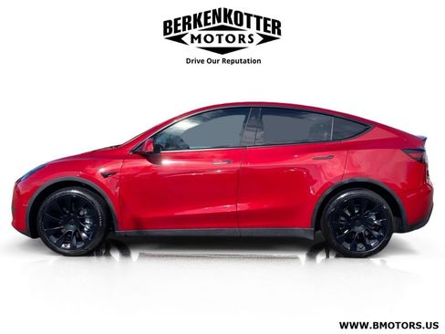 Used 2023 Tesla Model Y Long Range AWD/4WD image 4