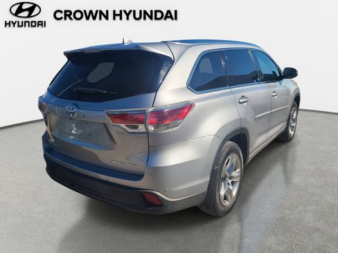 Used 2016 Toyota Highlander Limited Platinum image 4