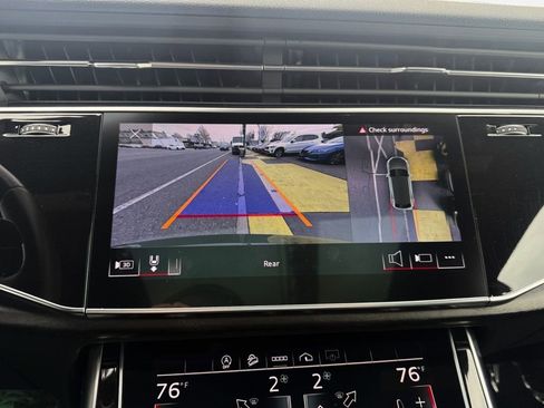 Used 2023 Audi Q8 Premium Plus w/ Premium Plus Package image 22