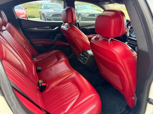 Used 2018 Maserati Ghibli image 42