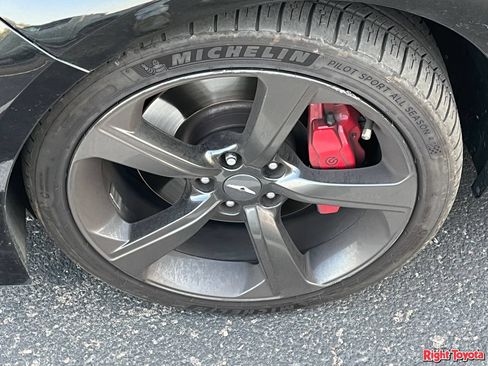 Used 2019 Genesis G70 3.3T Elite AWD/4WD image 8