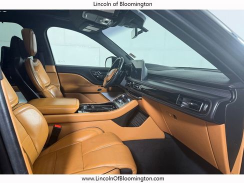 Certified 2023 Lincoln Aviator Black Label w/ Dynamic Handling Package AWD/4WD image 17