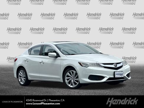 Used 2017 Acura ILX FWD image 1