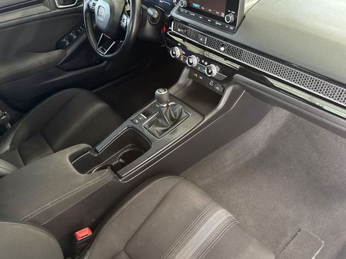 Used 2023 Honda Civic Sport image 17