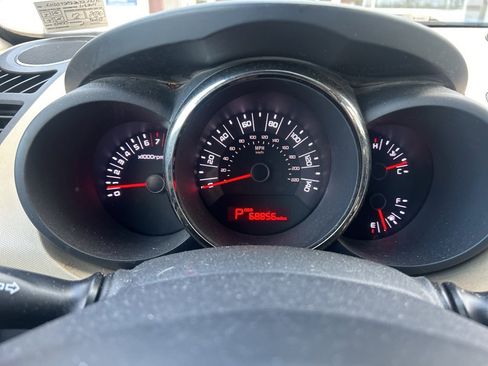 Used 2011 Kia Soul ! image 10