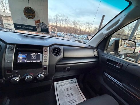 Used 2015 Toyota Tundra SR image 27
