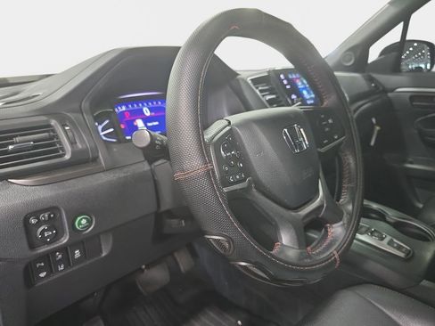 Used 2023 Honda Passport TrailSport image 14