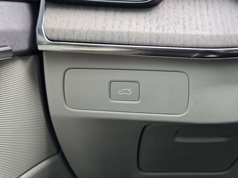 New 2026 Volvo XC90 B6 Ultra image 24