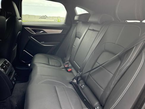 Used 2026 Jaguar F-PACE R-Dynamic S AWD/4WD image 15