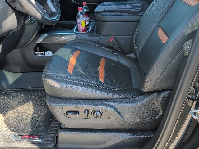 Used 2021 GMC Sierra 1500 AT4 w/ AT4 Value Package AWD/4WD image 18