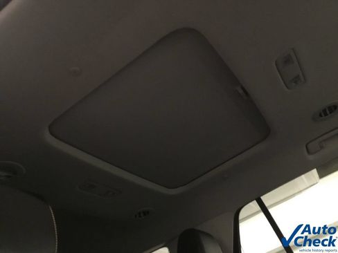 Used 2020 Chevrolet Traverse Premier w/ LPO, 'HIT The Road' Package AWD/4WD image 43