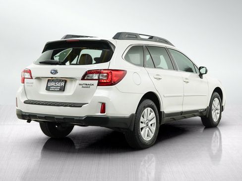 Used 2015 Subaru Outback 2.5i Premium AWD/4WD image 5