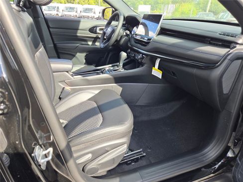 New 2026 Jeep Compass Latitude image 6