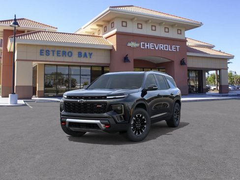 New 2026 Chevrolet Traverse Z71 w/ Driver Confidence Package AWD/4WD image 8