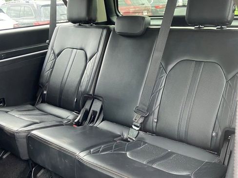Used 2019 Ford Expedition Max Platinum AWD/4WD image 13