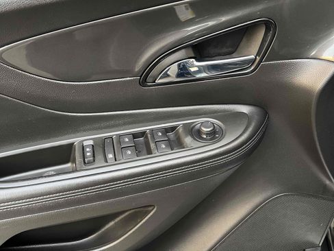 Used 2018 Buick Encore Essence image 64