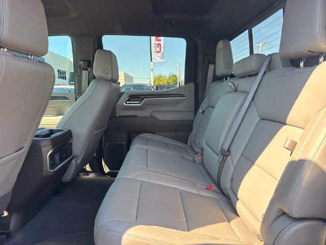 Used 2025 GMC Sierra 1500 SLT w/ SLT Premium Plus Package AWD/4WD image 11