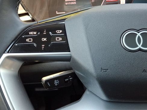 Certified 2025 Audi Q5 Premium Plus w/ Premium Plus AWD/4WD image 20