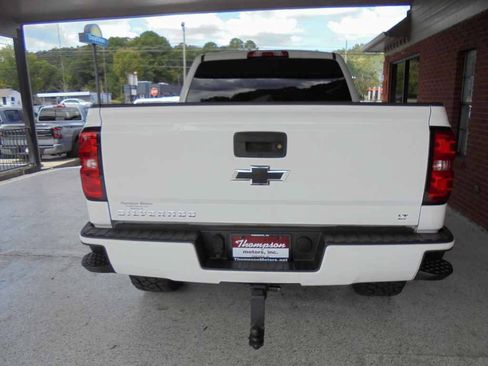 Used 2018 Chevrolet Silverado 1500 LT w/ All Star Edition AWD/4WD image 4
