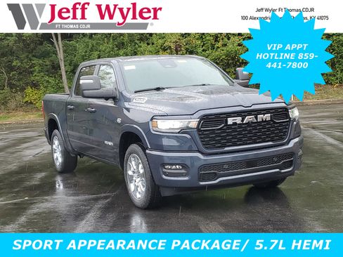 New 2026 RAM 1500 Big Horn AWD/4WD image 1