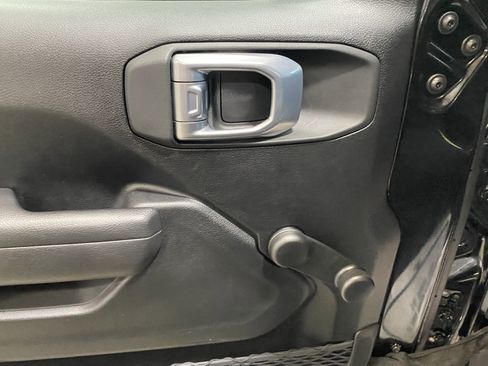 Certified 2022 Jeep Wrangler Unlimited Sport image 19