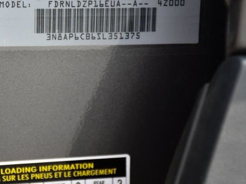 Used 2025 Nissan Kicks SV AWD/4WD image 25