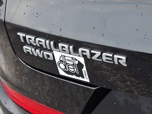 Used 2023 Chevrolet TrailBlazer LT w/ Convenience Package image 29