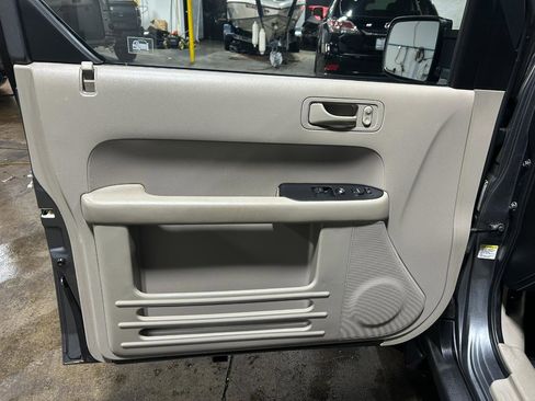 Used 2011 Honda Element EX image 9