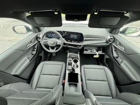 New 2026 Chevrolet Equinox LT w/ Convenience Package II image 48