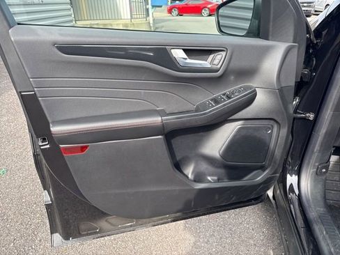 New 2025 Ford Escape ST-Line w/ Equipment Group 301A image 11