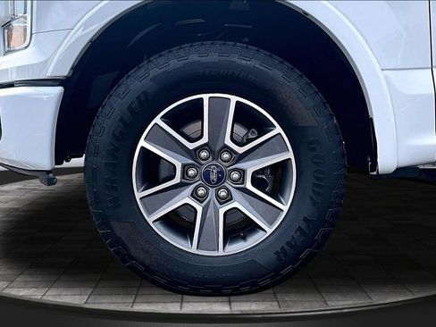 Used 2017 Ford F150 Lariat AWD/4WD image 9
