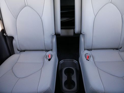 Certified 2025 Toyota Highlander Limited image 13