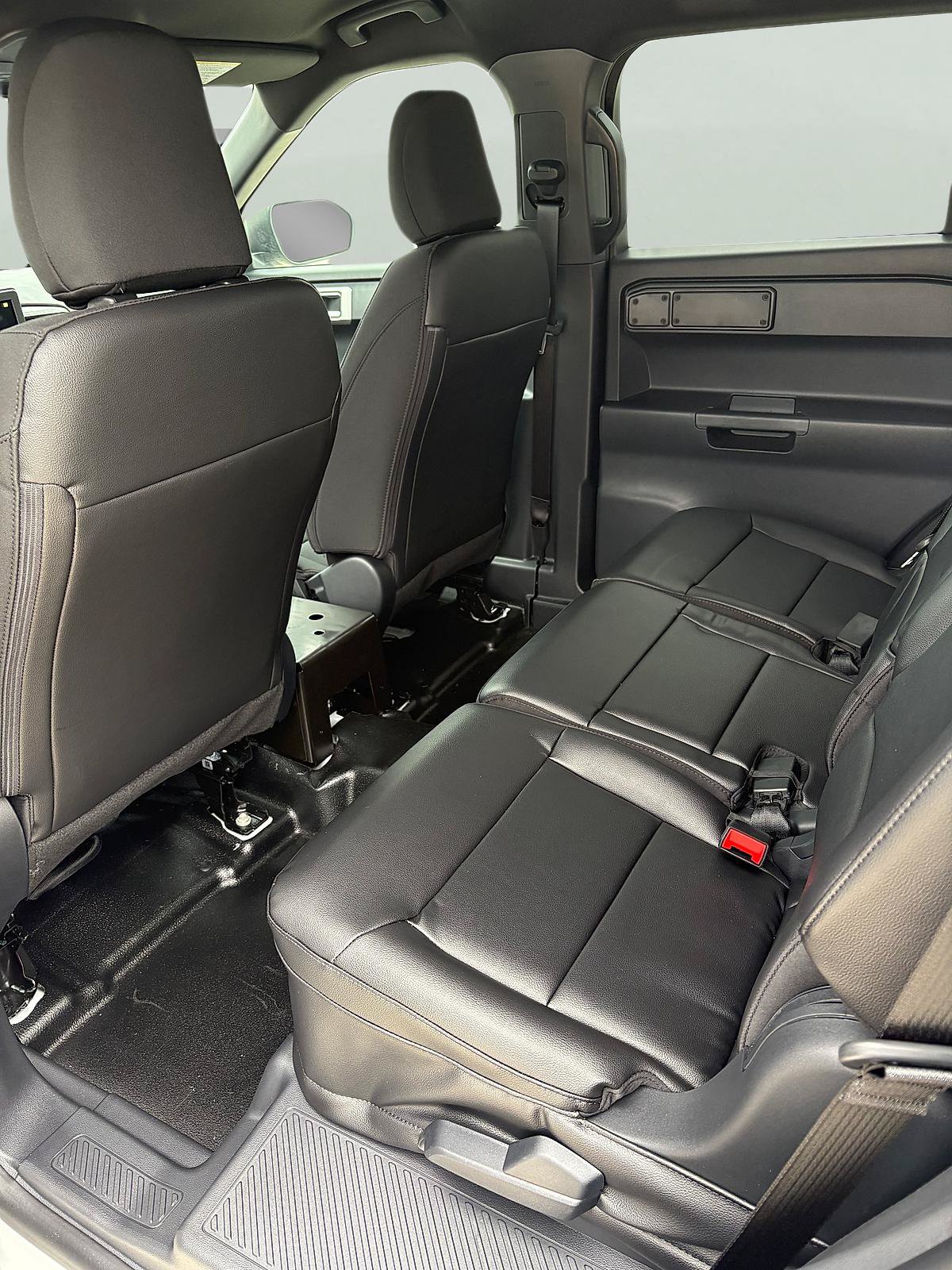 New 2026 Ford Explorer 4WD Police Interceptor image 9