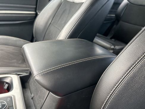 Used 2023 Ford Explorer ST image 33