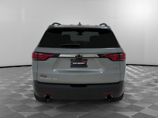 Certified 2023 Chevrolet Traverse LT w/ LT Premium Package AWD/4WD image 4