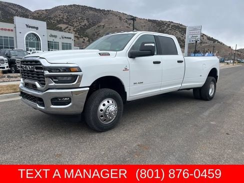 New 2026 RAM 3500 Big Horn AWD/4WD image 8