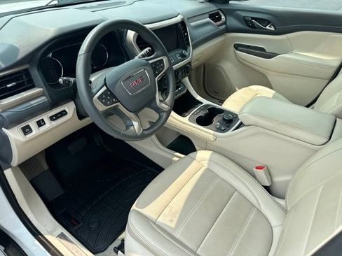 Used 2023 GMC Acadia Denali AWD/4WD image 9